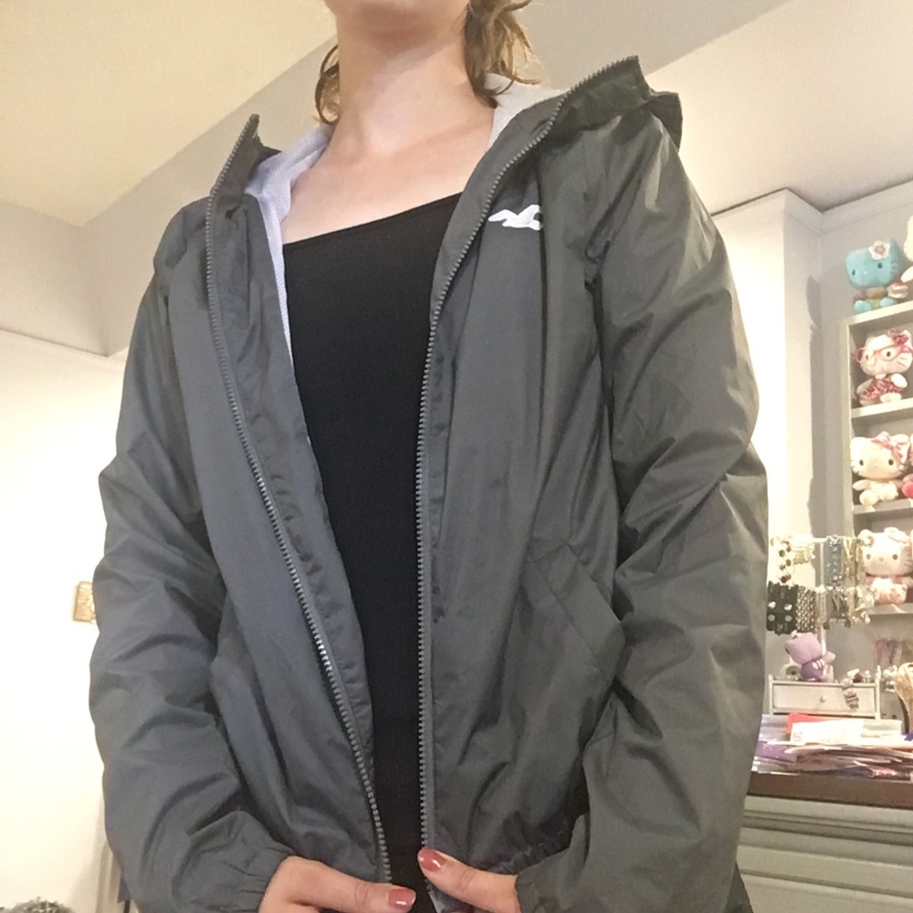 Hollister windbreaker